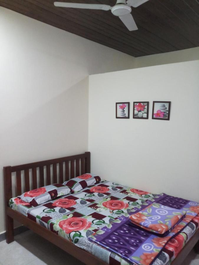 Anandi Villa Homestay Adhi Exterior foto